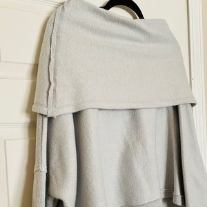 free people sweater✨